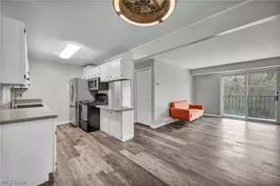 8583 N Akins Rd, North Royalton, OH 44133 - Photo 14