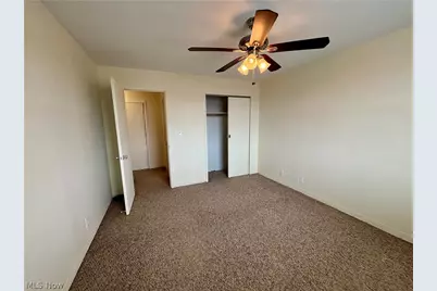 11850 Edgewater Drive #723, Oakwood, OH 44107 - Photo 12