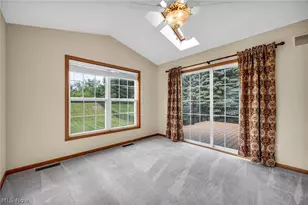 690 River Bend Blvd, Kent, OH 44240 - Photo 10