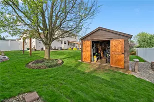 114 Shawnee Cir, Louisville, OH 44641 - Photo 40