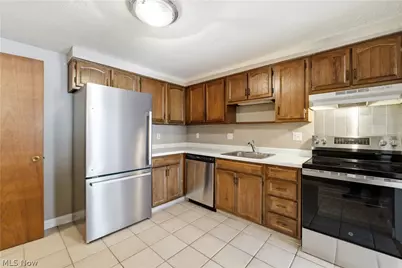 5514 Wrens Lane, Willoughby, OH 44094 - Photo 6