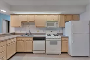 695 E Western Reserve Rd, Poland, OH 44514 - Photo 6