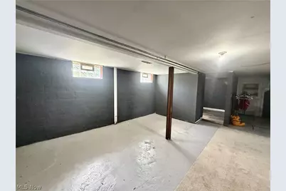 324 Bechtel Road, Leavittsburg, OH 44430 - Photo 12