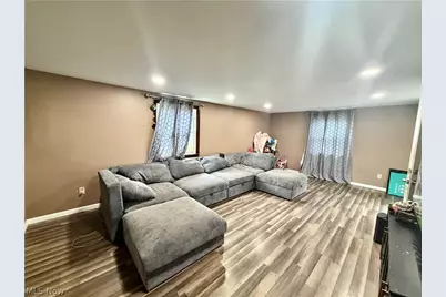 324 Bechtel Road, Leavittsburg, OH 44430 - Photo 4