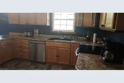 3525 Balsamwood Boulevard NW, Uniontown, OH 44685 - Photo 8