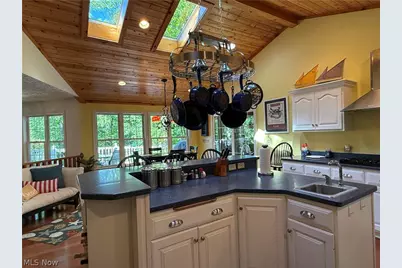 2594 W Buckhorn Drive, Millersburg, OH 44654 - Photo 18