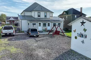 204 & 206 W Marietta St, Woodsfield, OH 43793 - Photo 2
