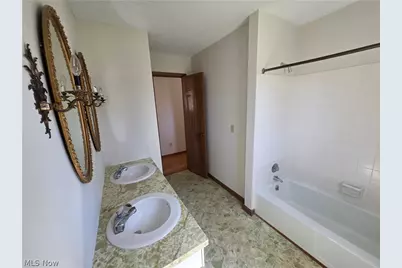 32667 Carriage Lane, Avon Lake, OH 44012 - Photo 36
