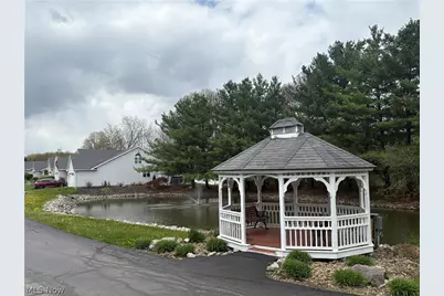 828 Woodfield Court #A, Boardman, OH 44512 - Photo 2