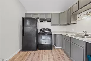 1208-1210 Bellows St, Akron, OH 44301 - Photo 12