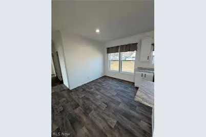 805 Lee Street, Zanesville, OH 43701 - Photo 6