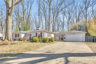 914 Garford Ave, Elyria, OH 44035 - Photo 2