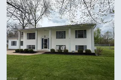 1157 Sturbridge Drive, Louisville, OH 44641 - Photo 4