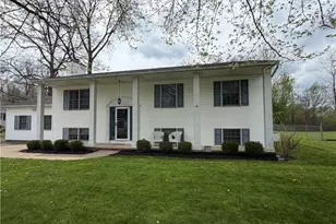 1157 Sturbridge Dr, Louisville, OH 44641 - Photo 4