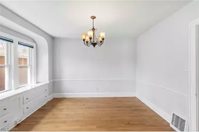 330 N Hawkins Avenue, Akron, OH 44313 - Photo 10