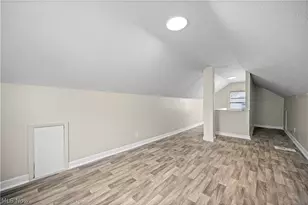 624 Eastern Heights Blvd, Elyria, OH 44035 - Photo 26