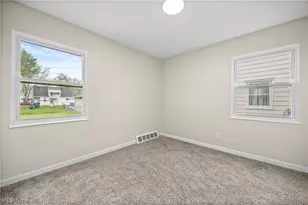 624 Eastern Heights Blvd, Elyria, OH 44035 - Photo 20