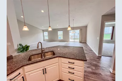 3943 Abigail Drive, Lorain, OH 44053 - Photo 10