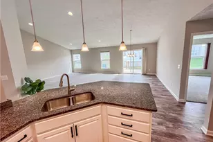3943 Abigail Dr, Lorain, OH 44053 - Photo 10