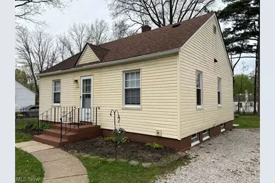 1216 Hardesty Boulevard, Akron, OH 44320 - Photo 4