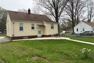 1216 Hardesty Blvd, Akron, OH 44320 - Photo 32