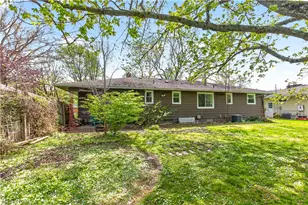 39568 Carol Ln, Elyria, OH 44035 - Photo 36