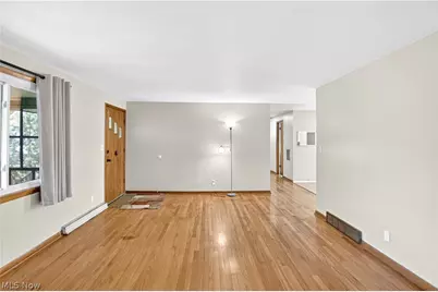 39568 Carol Lane, Elyria, OH 44035 - Photo 14