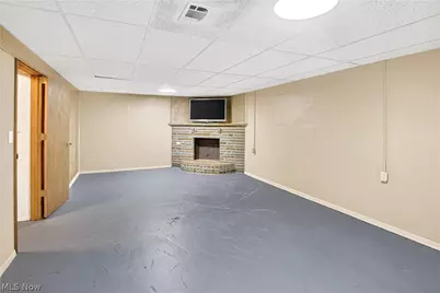 39568 Carol Lane, Elyria, OH 44035 - Photo 28