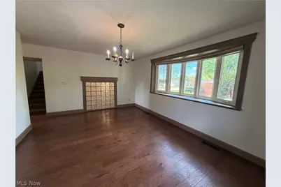 4602 7th Avenue, Vienna, WV 26105 - Photo 8