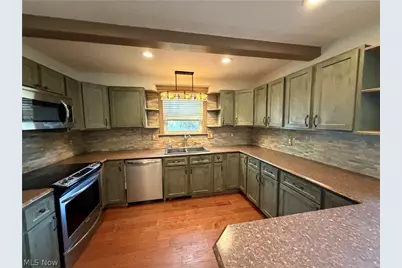 4602 7th Avenue, Vienna, WV 26105 - Photo 4