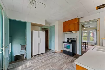 197 Woodbine Avenue SE, Warren, OH 44483 - Photo 12