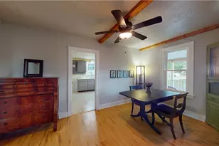 711 Victoria Ave, Williamstown, WV 26187 - Photo 10