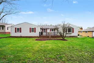 1210 Janet Ave NW, North Canton, OH 44720 - Photo 4