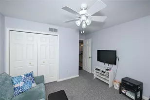 923 Elizabeth Ct, Cuyahoga Falls, OH 44221 - Photo 20