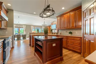 9955 Preston Ave, Louisville, OH 44641 - Photo 12