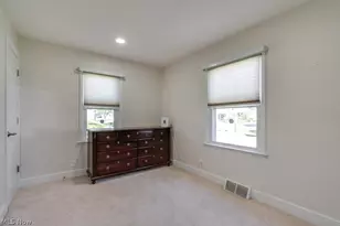 2048 Congo St, Akron, OH 44305 - Photo 14