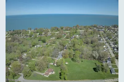 2015 Wallace Lane, Lorain, OH 44053 - Photo 32