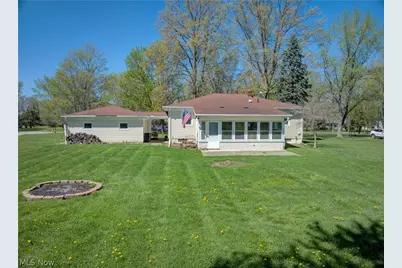 2015 Wallace Lane, Lorain, OH 44053 - Photo 30