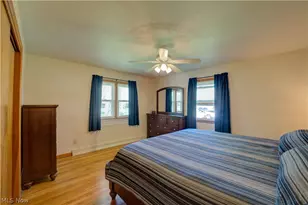 2015 Wallace Ln, Lorain, OH 44053 - Photo 16