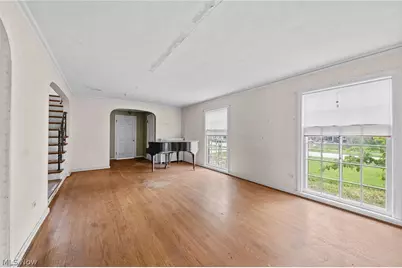 19264 N Sagamore Road, Fairview Park, OH 44126 - Photo 6