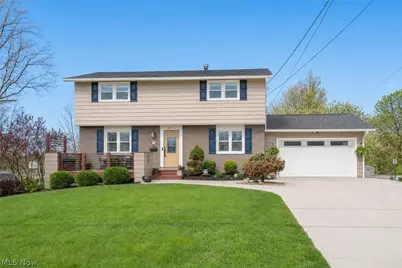 652 West Street, Wadsworth, OH 44281 - Photo 1