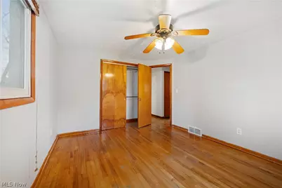 2862 Byron Drive, North Canton, OH 44720 - Photo 8