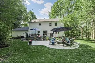 8290 Pine Creek Ct, Chagrin Falls, OH 44023 - Photo 34