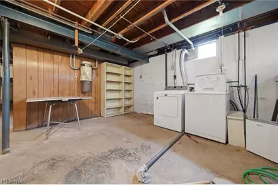 8885 Louisville Street, Louisville, OH 44641 - Photo 32