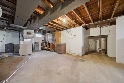 8885 Louisville Street, Louisville, OH 44641 - Photo 30