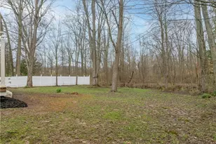 2041 Old Elm St NE, Canton, OH 44721 - Photo 6