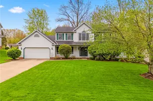 8708 Eastlynn Ave NW, Massillon, OH 44646 - Photo 2