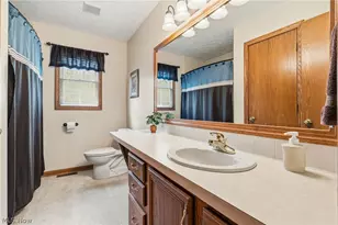 8708 Eastlynn Ave NW, Massillon, OH 44646 - Photo 36