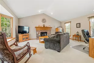 8708 Eastlynn Ave NW, Massillon, OH 44646 - Photo 16
