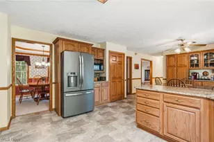 8708 Eastlynn Ave NW, Massillon, OH 44646 - Photo 20